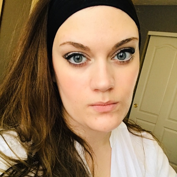 Meet your Posher, Meghan - Picture 1 of 1